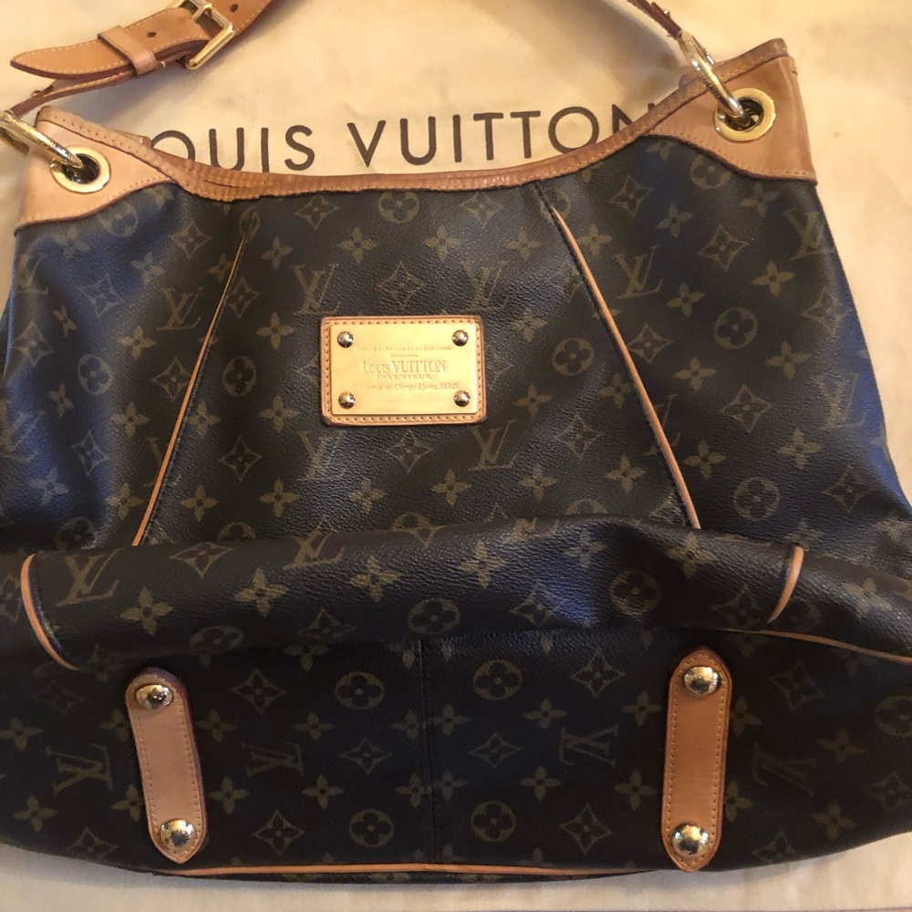 100% Authentic Louis Vuitton Hobo Galleria Bag